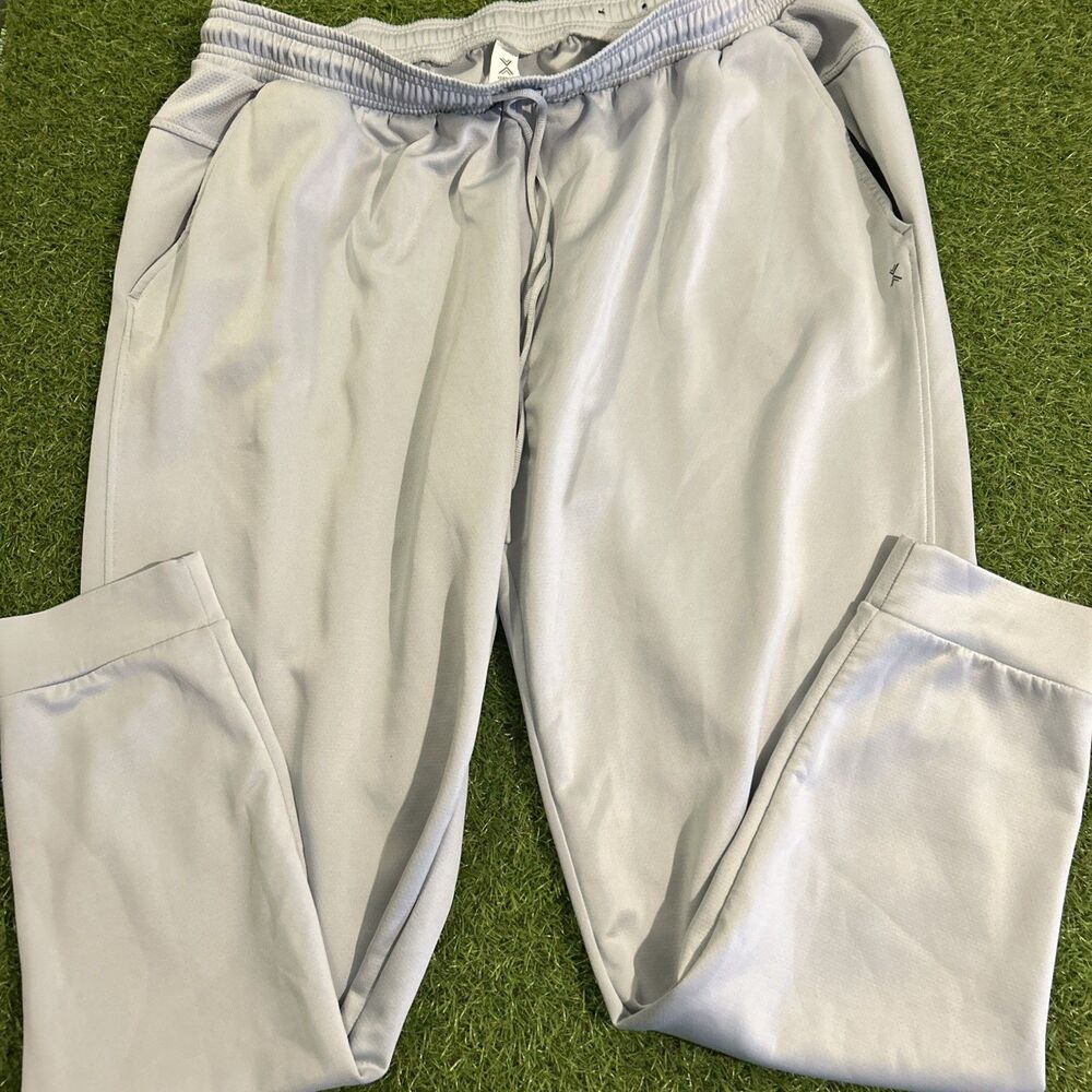 Xersion 2XLT Men’s Jogger Sweatpants Light Gray Tapered Leg Athletic Pants